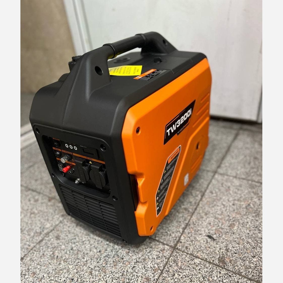 موتور برق بنزینی ۳/۵ کیلووات سوپر سایلنت اینورتری تیوان مدل TW3200i
